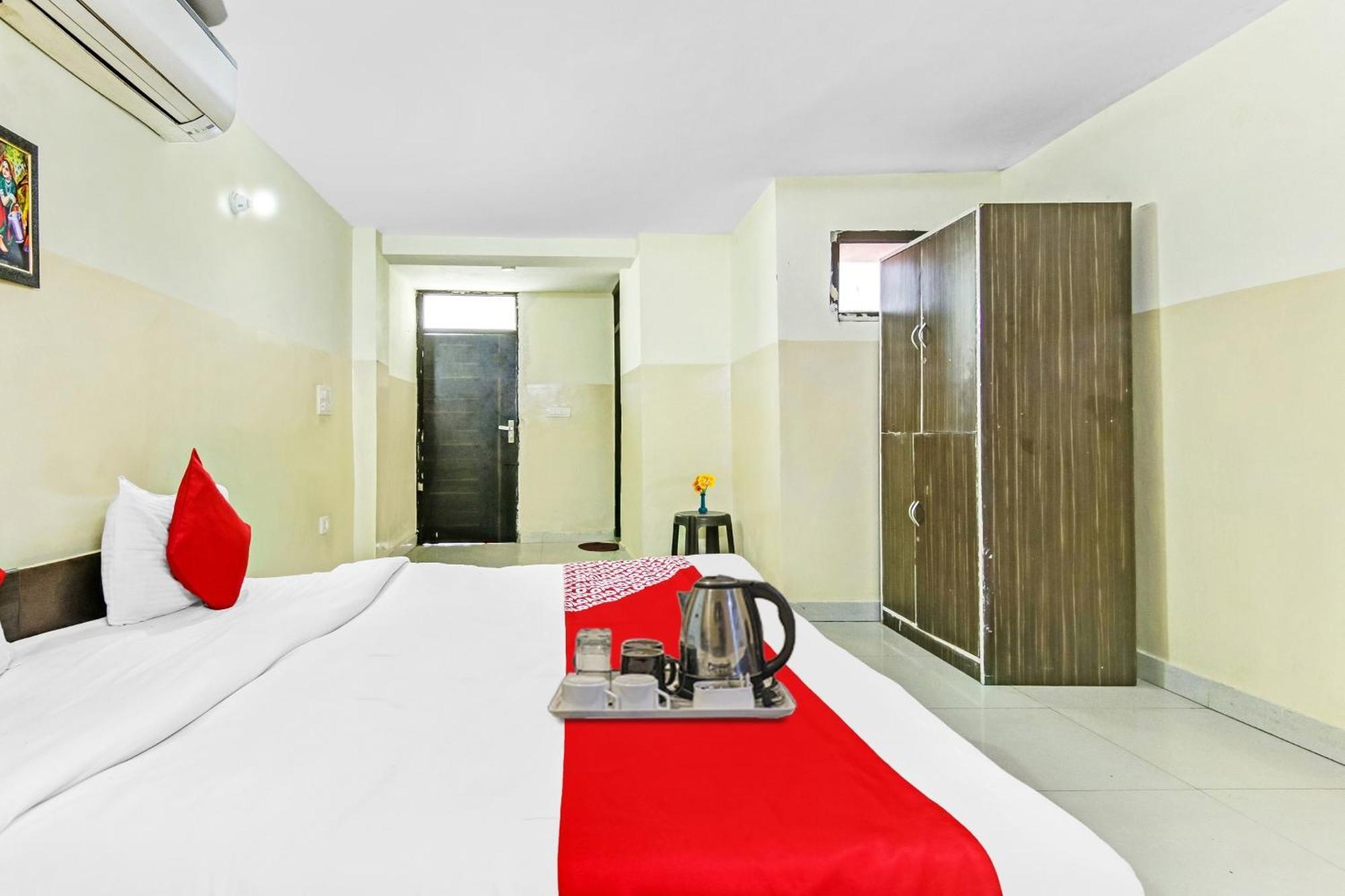 Super Hotel O Royal Green New Delhi Eksteriør billede